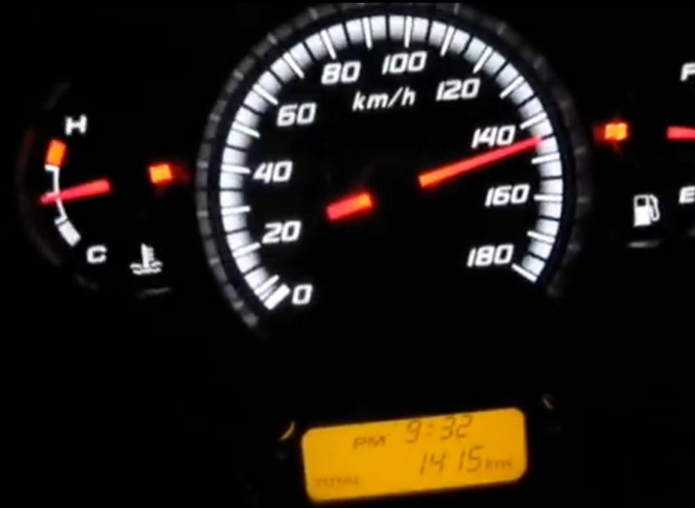 Vite Co Se Stane S Vasim Vozem Kdyz Ve 150 Km H Preradite Na Dvojku Autozive