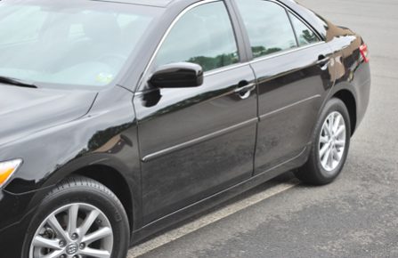 Jak jednoduše srovnat promáčknutý plech na karoserii?