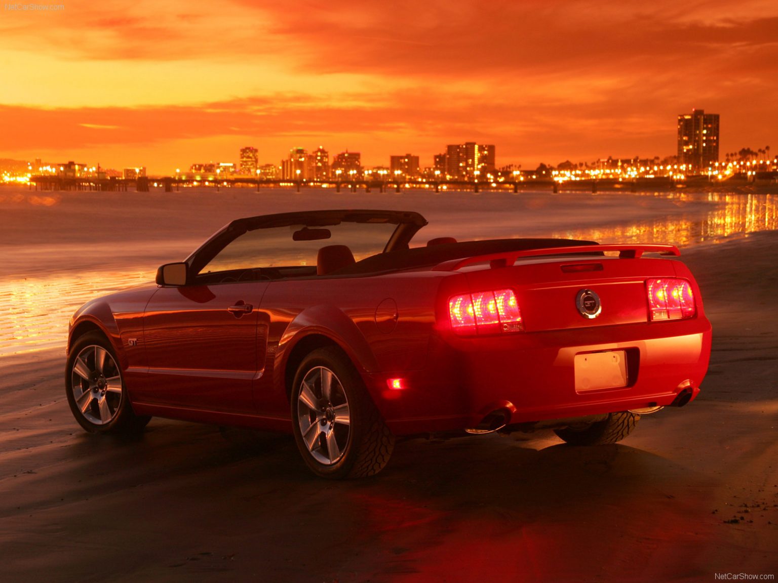 Ford mustang gt кабриолет
