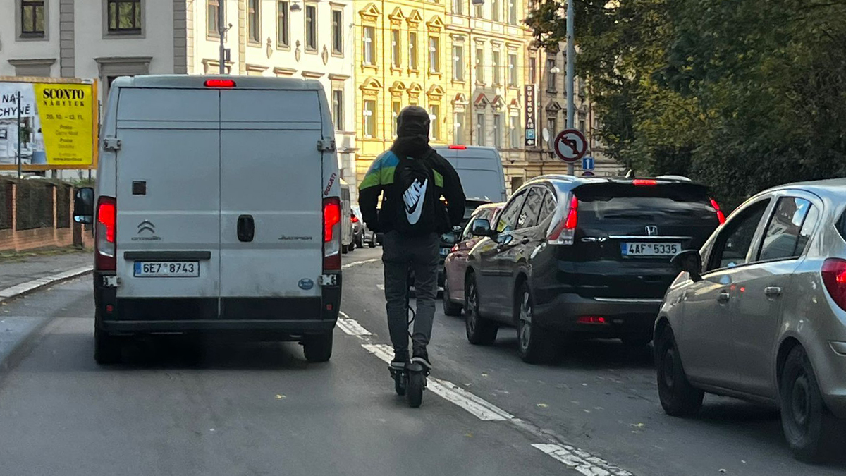 Maďarsko po 50 letech přepsalo dopravní pravidla. Vybrali jsme nejdůležitější změny pro české řidiče