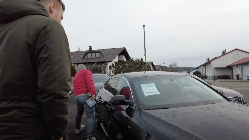 V autobazaru mi nabídli „férovou“ cenu za moji ojetinu na protiúčet. Za 30 vteřin jsem dostal lekci, na kterou nezapomenu