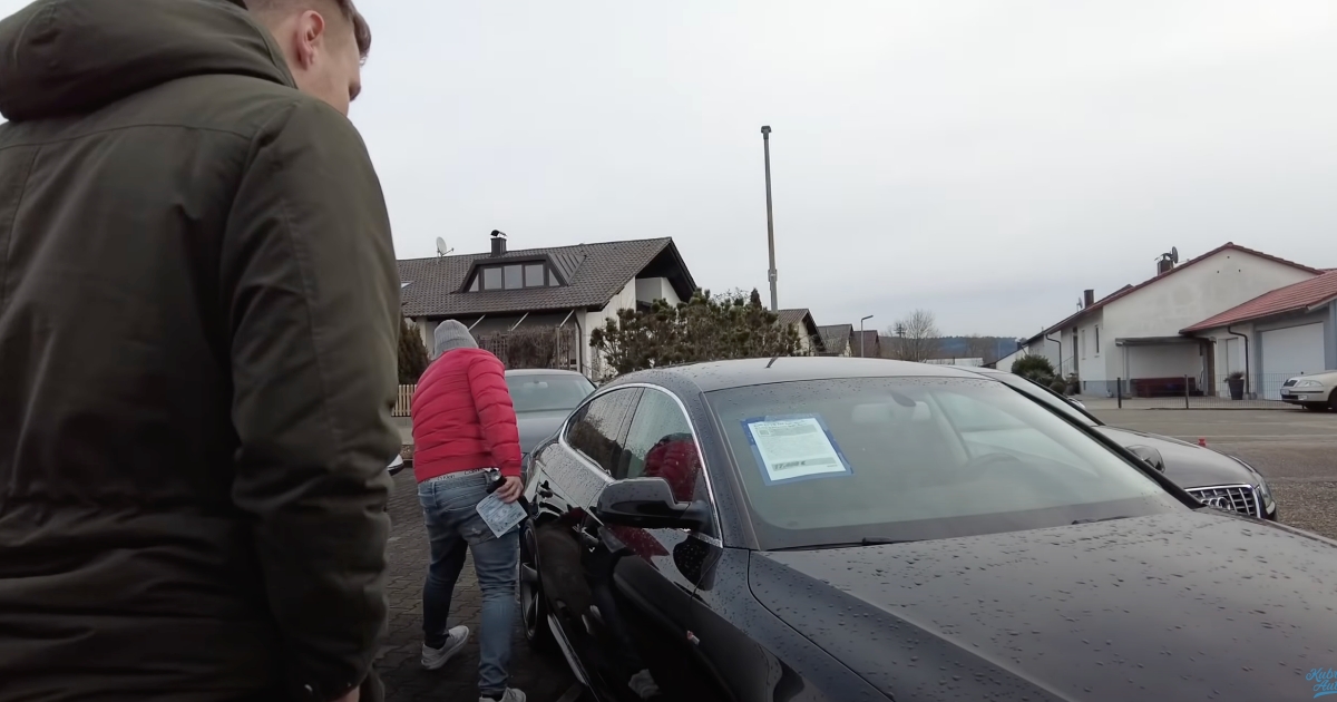 V autobazaru mi nabídli „férovou“ cenu za moji ojetinu na protiúčet. Za 30 vteřin jsem dostal lekci, na kterou nezapomenu