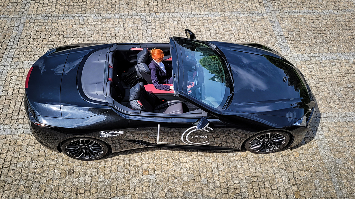 Našli jsme nejlepší českou ojetinu: Japonský aristokrat Lexus LC je překrásný, spolehlivý a v bazarech se objeví jednou za 10 let