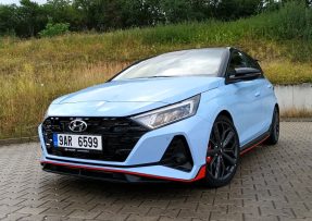 test-hyundai-i20-n-premium-1