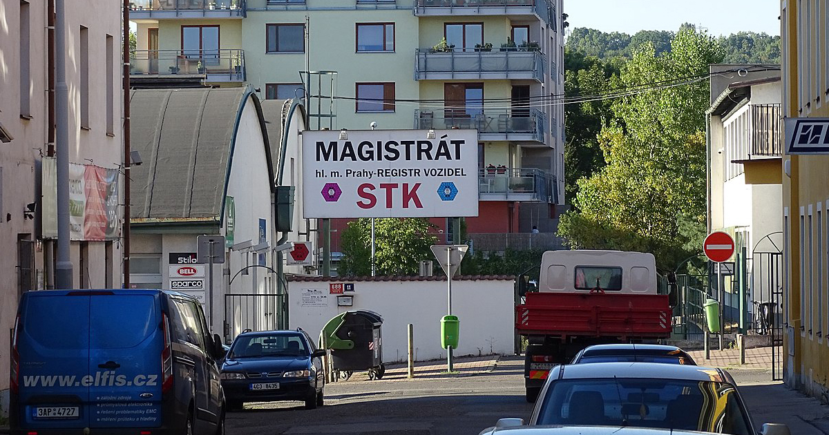 8 let čekali řidiči na změnu: Teď konečně přichází zákon, který mění povinnosti a šetří nervy
