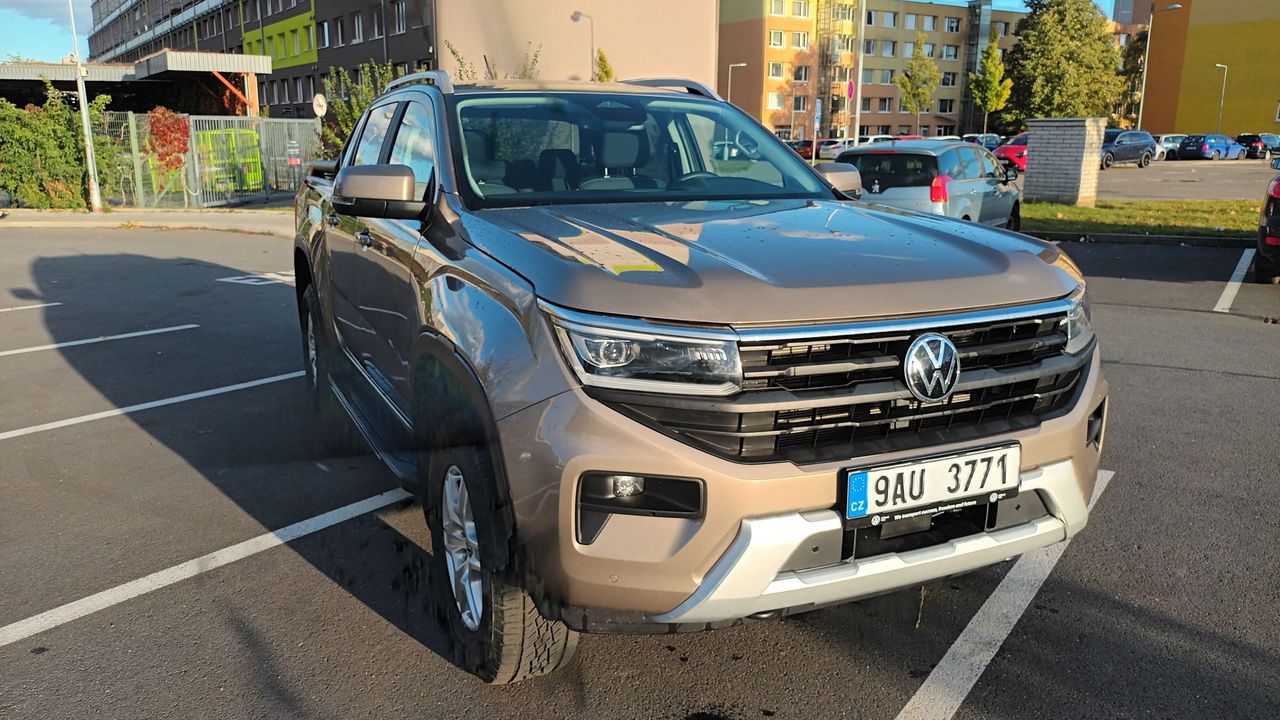 Týdenní test VW Amarok 2.0 TDi: Hranatý titán s otevřenou maskou