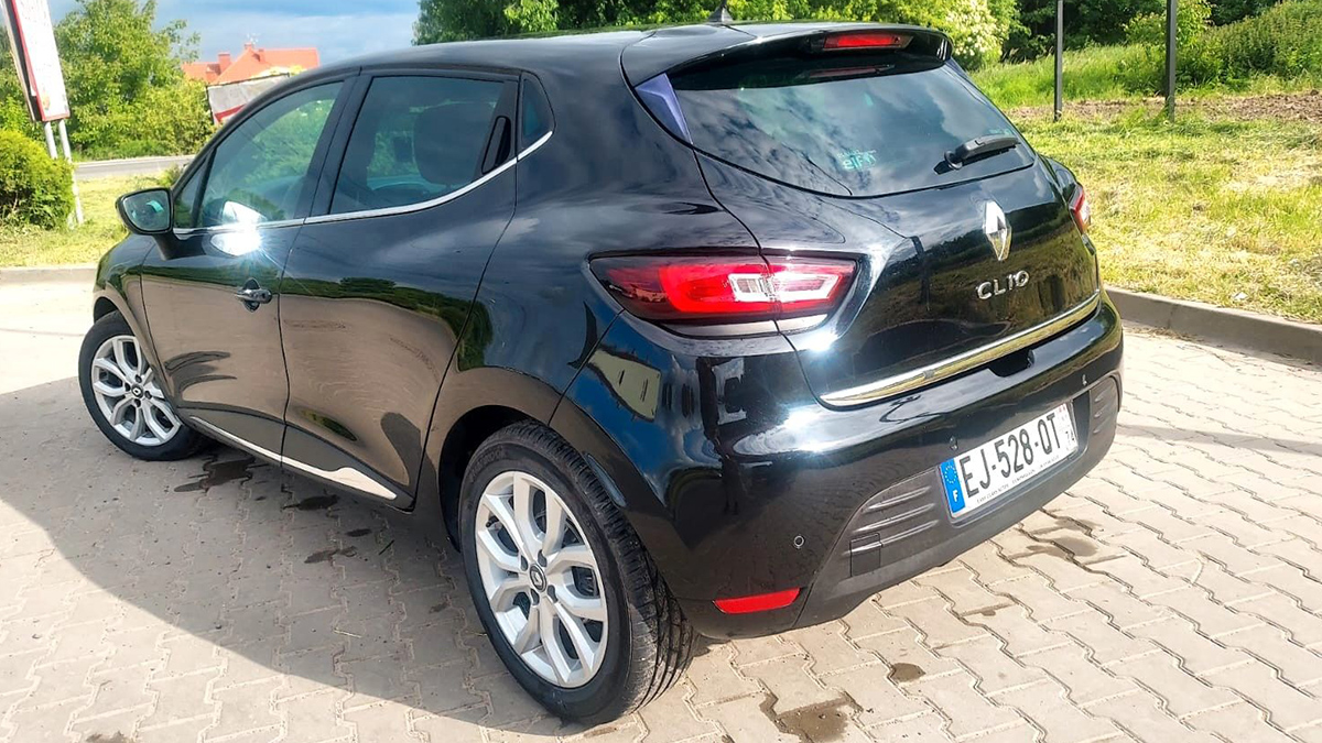 Král úsporného provozu z Francie bere Česko útokem. Ojetý Renault s moderní technikou teď dává největší smysl