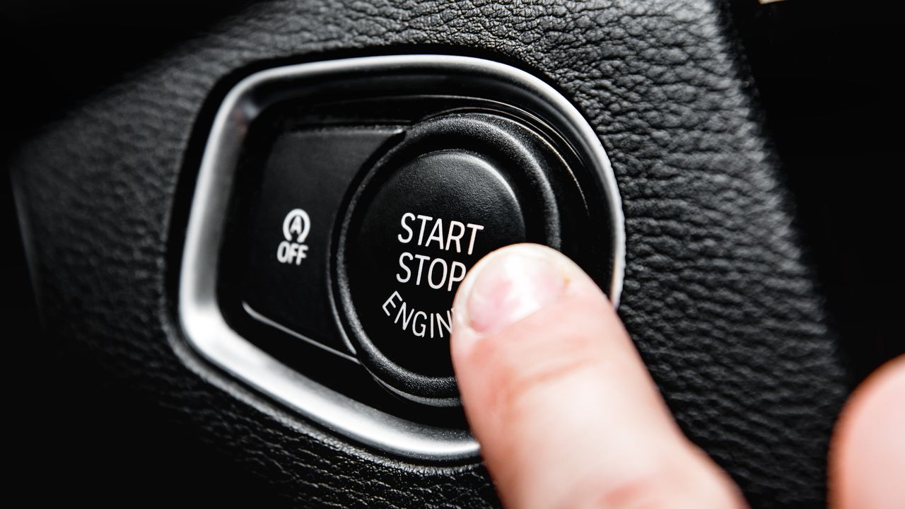 Konec start-stopu v nových autech schválen. Řidiči v USA jásají, v Česku se zatím nic nemění