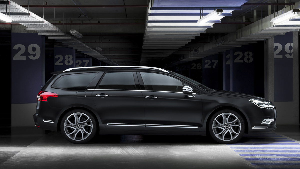 Dvě za cenu jednoho: Vybral jsem nejlepší ojeté kombi. Kupte ho dřív, než ho zakážou. Motorově nic lepšího nevyrobí