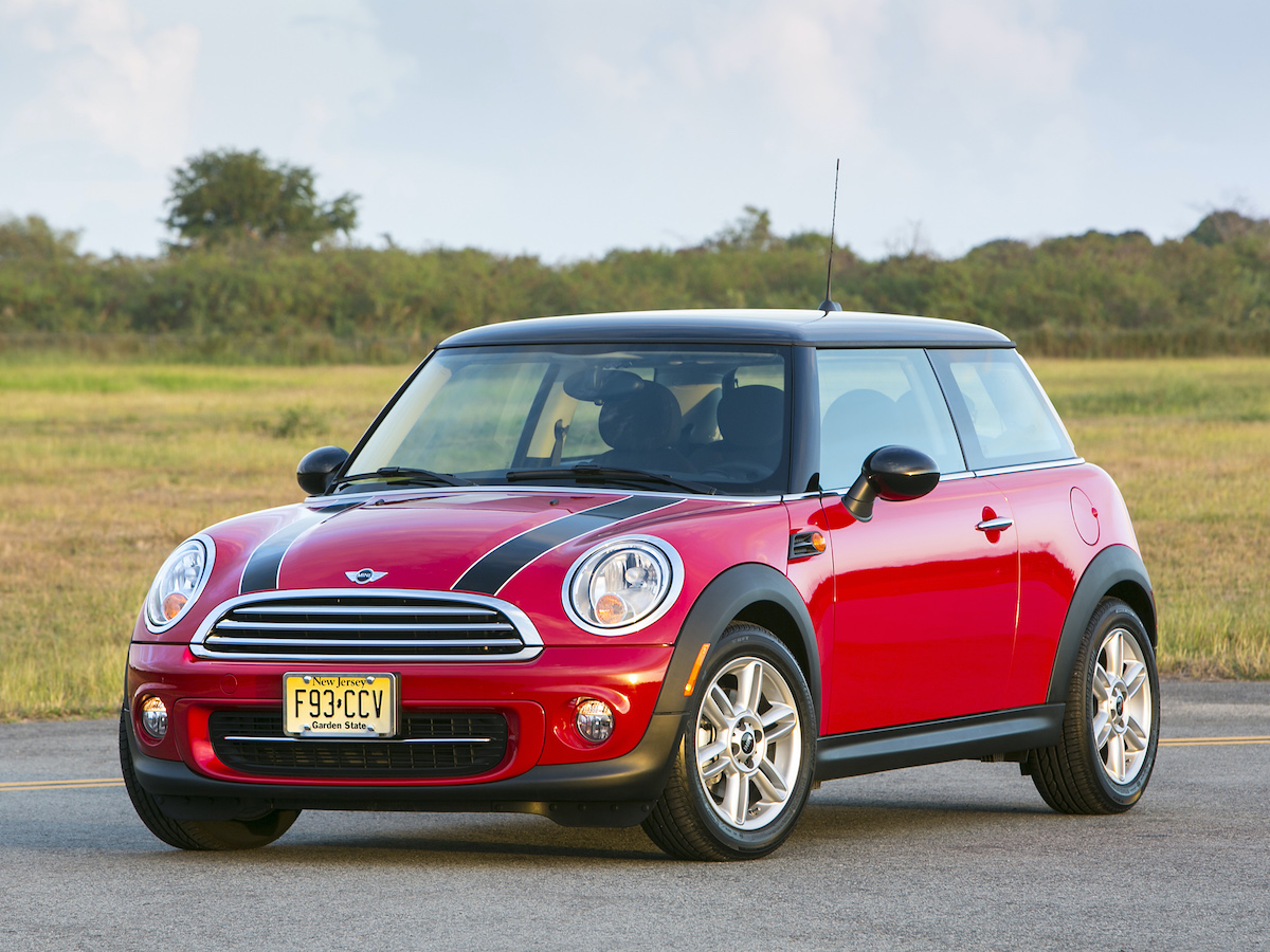 Mini Cooper D najelo milion kilometrů bez jediné výměny motoru. Němec s ním objel 25 zemí a míří na další milion