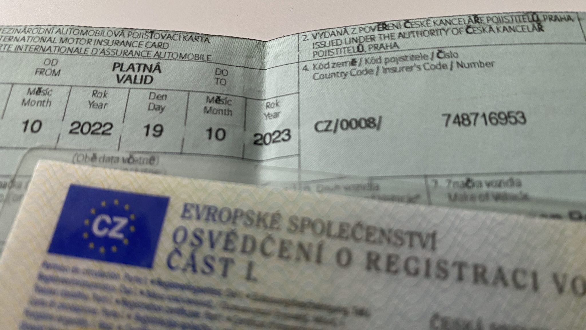 Nový nedobrovolný poplatek pro všechny české řidiče. Zaplatíme o 30 % navíc, protože si to pár chytráků „někde nahoře“ usmyslelo