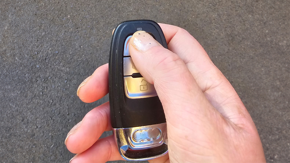 Tyto modely aut se jako ojeté téměř nedají prodat. Modlíme se, abyste neměli jedno z nich. Uhodnete, o jakých je řeč?