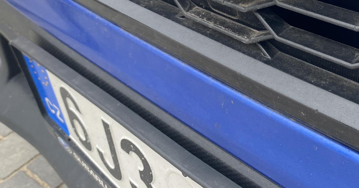 Tajemství SPZ České republiky: Hlubších významů si není vědomo 82 % řidičů. Celý život je čtou mylně