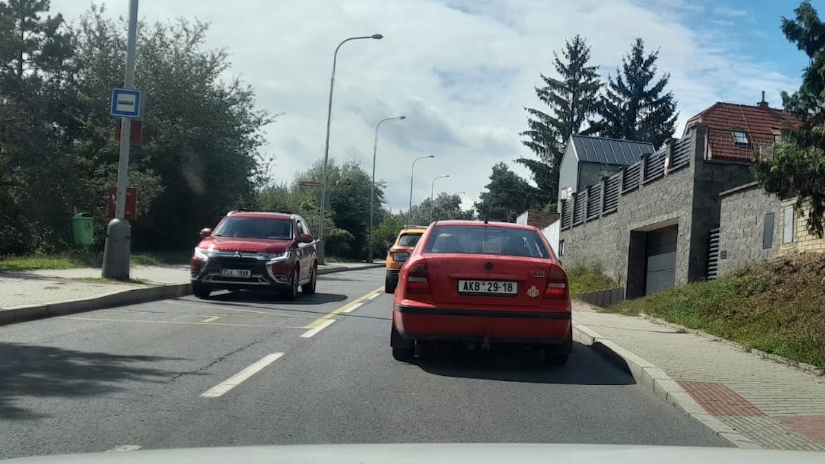 Potkal jsem na silnici ukázkový případ nebezpečného řidiče
