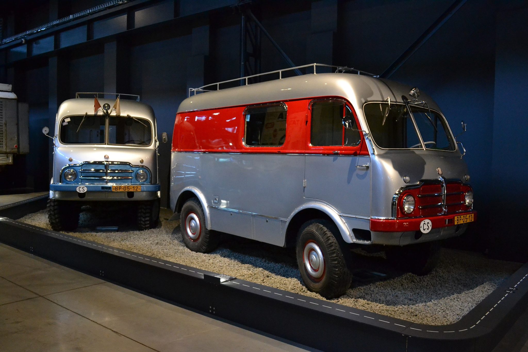 Tatra 805 objela celý svět. Navzdory svým úžasným jízdním vlastnostem získala dvě hanlivé přezdívky, jaké na 100 % neuhádnete