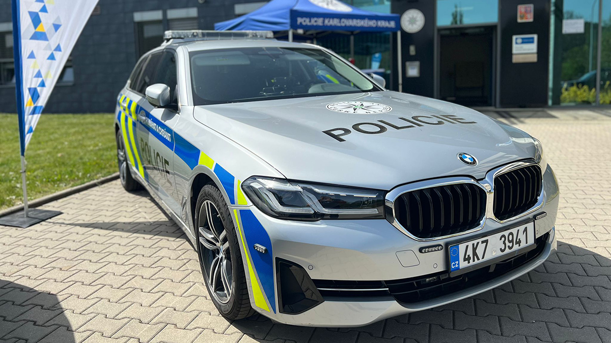 Policisté musí při měření rychlosti splnit tato pravidla, jinak výsledek neplatí. Žádný strach, řidiči. Pokutu tak můžete odmítnout