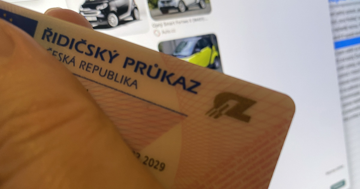 Máte řidičský průkaz skupiny B? Můžete řídit více než jen osobní auto, v pořádku je motorka i přívěs