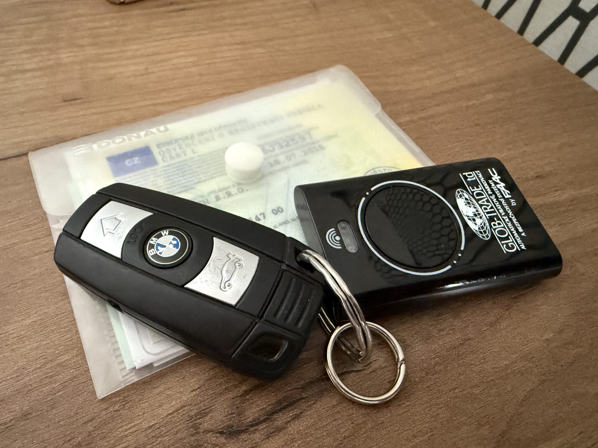 Nové požadavky EU: Ještě to nevíte, ale vaše auto musí mít elektronický cestovní pas, koho se to týká?