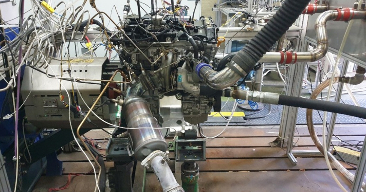 Přelomová motorová technologie může zbořit vládu elektromobilů. Přichází éra nových spalovacích motorů?