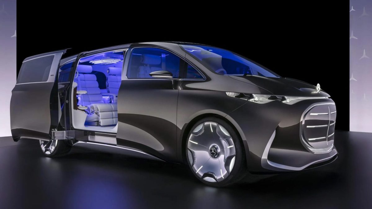 Mercedes boří standardy: Tato „dodávka“ českému trhu chybí. Nová třída V budí více pozornosti než kdejaké SUV