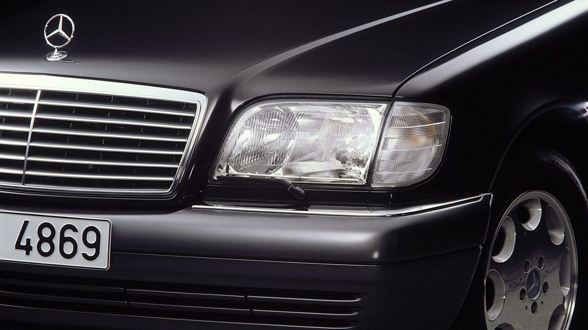 Nové logo Mercedesu? Značka ho ve vší tichosti změnila. Teď postrádá eleganci, styl i noblesu předchůdce
