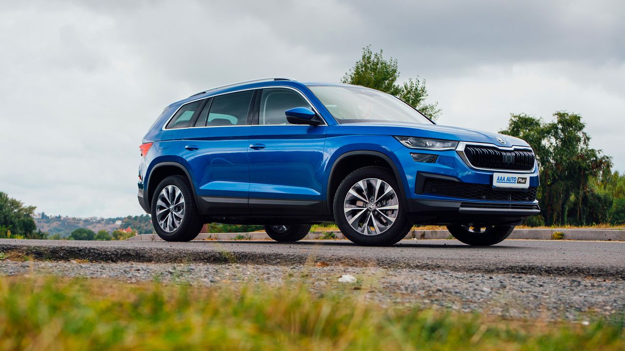 Češi našli trik, jak ušetřit statisíce na autech: Tyto modely mizí z trhu po celé republice. Chcete taky jeden z nich?