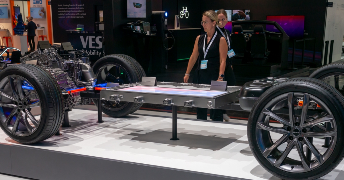 Čína předběhla Elona Muska a vyřešila největší problém elektromobilů. Hurá? Zvítězí tak nad spalováky i v Česku?