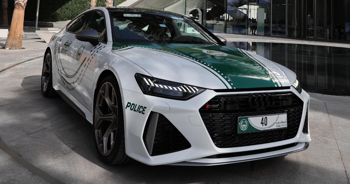 Policie má ve flotile novou střelu, Audi RS7 Performance. Vypadá lépe než Ferrari? Není to celé kýčovité a zbytečné?