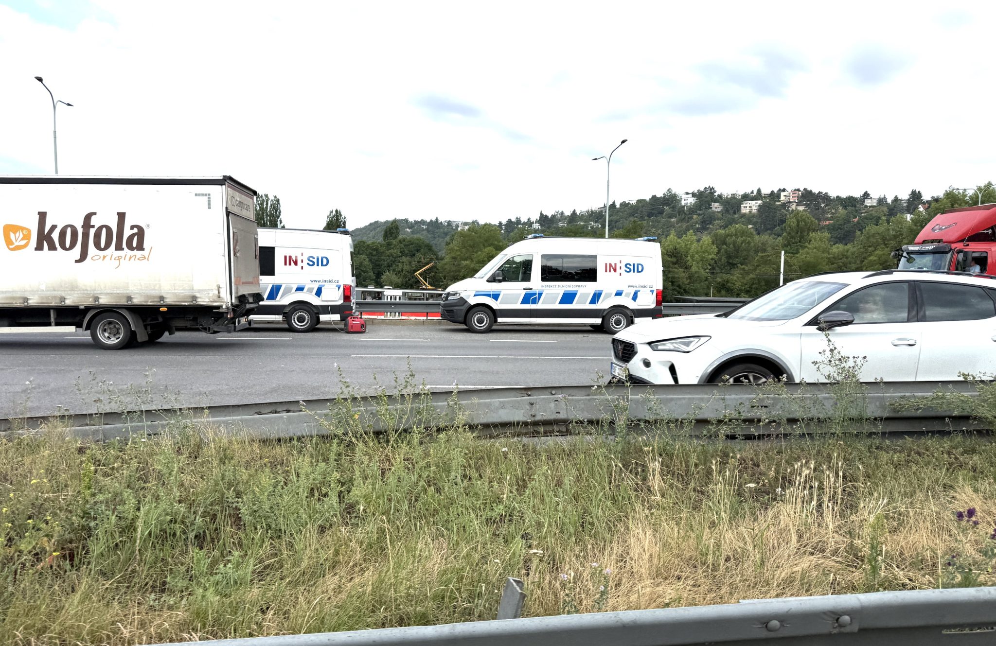 Pokuta půl milionu Kč je realitou. Z českých silnic si nikdo holubník dělat nebude – za co tenhle rekord padl?