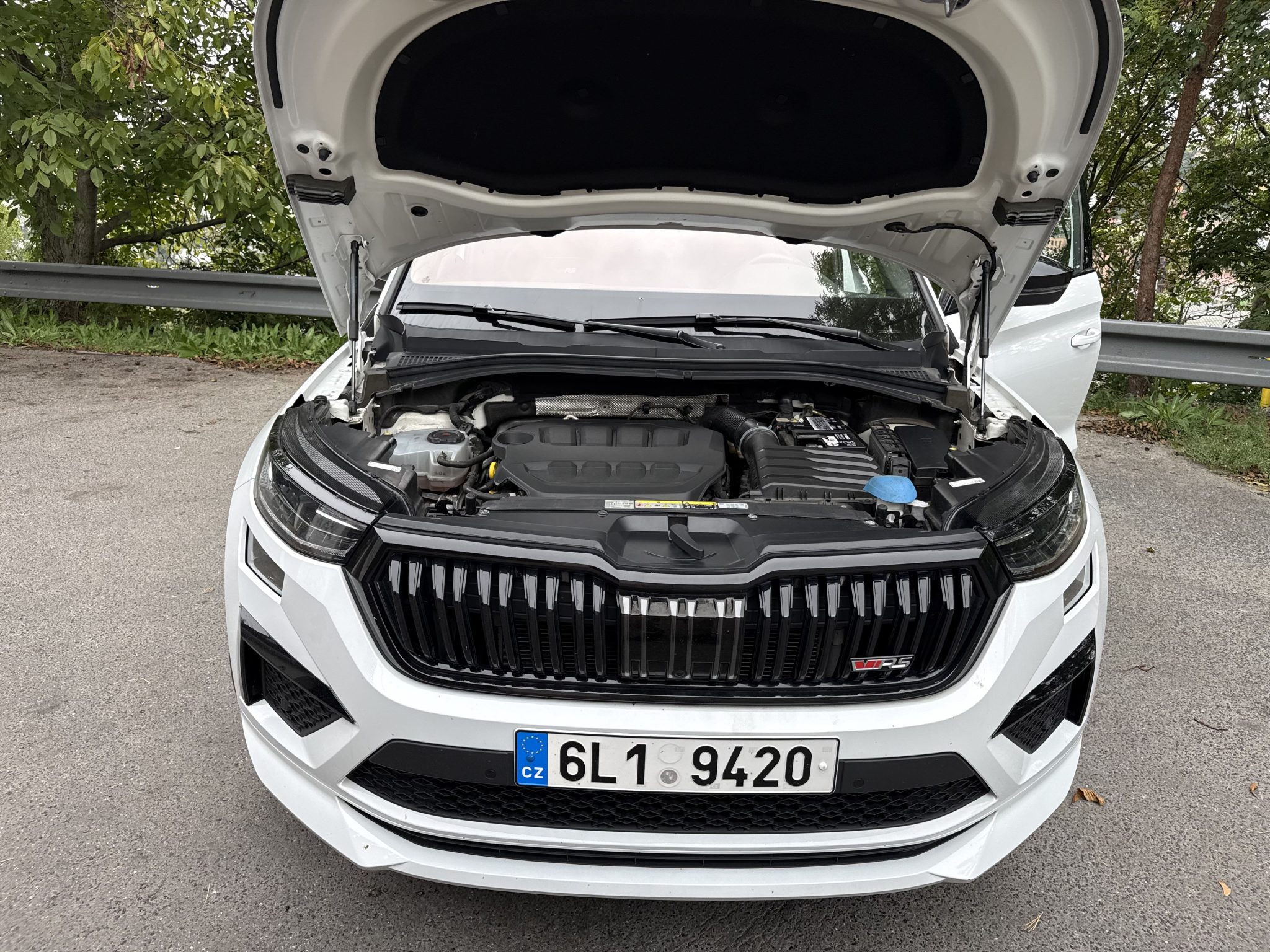 Držíte se spalovacího auta zuby nehty? Expert vypočítal, kdy se přechod na ojetý elektromobil konečně vyplatí