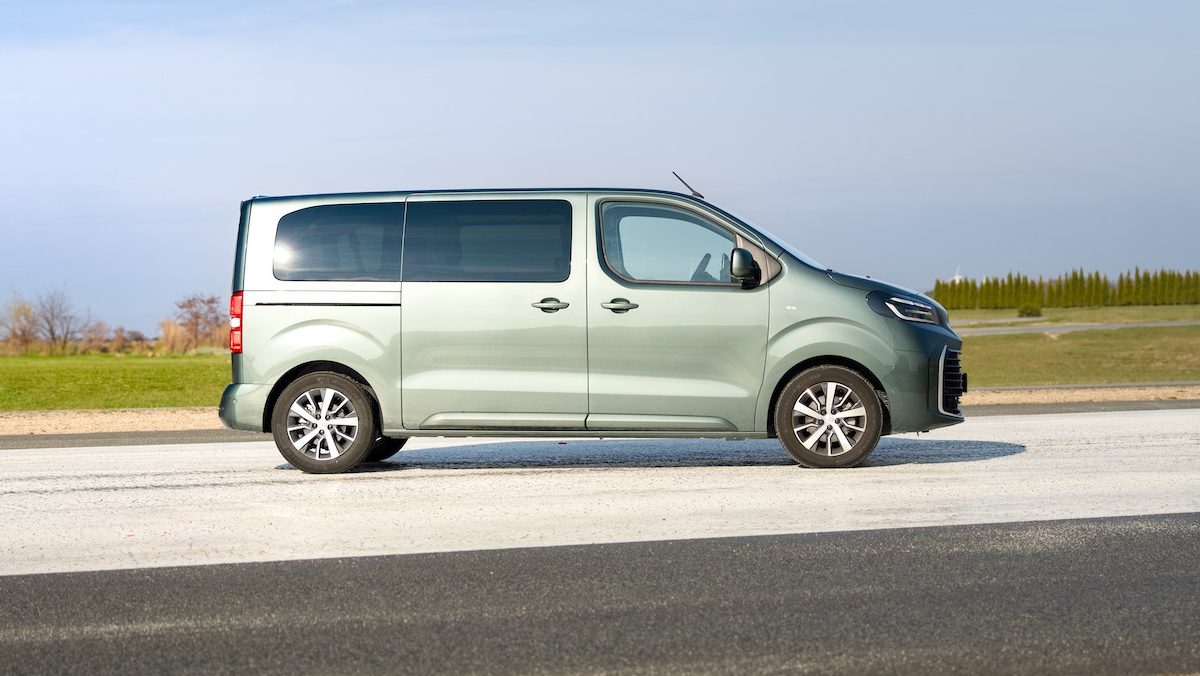 Poprvé v ČR: Záruka na 1 000 000 km, a ještě od Toyoty. Nový rodinný automazel si získá srdce národa