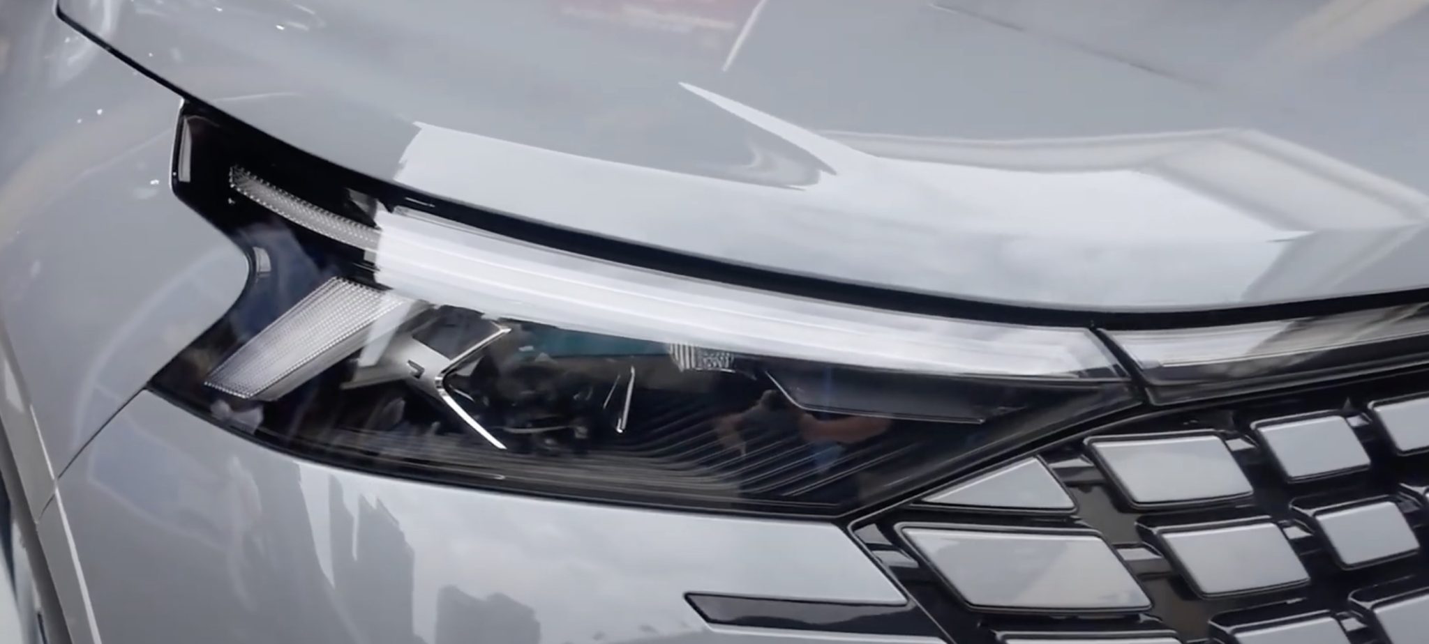Volkswagen udělal něco nepatřičného, zkopíroval Škodu Kodiaq a nasadil cenu 350 tisíc Kč. To není vtip, auto jde do prodeje