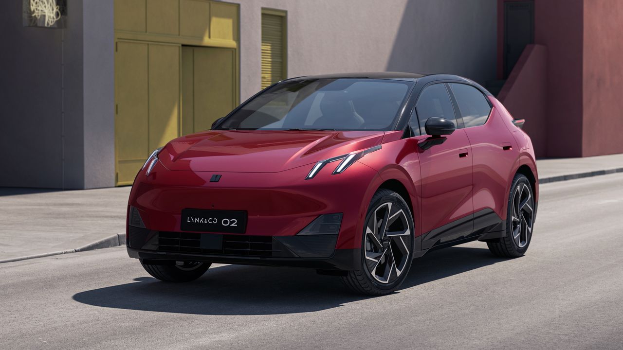 Nabíjení rychlejší než tankování? Čína spustila ultrarychlé stanice s výkonem 1 000 kW. Plná baterie do 5 minut