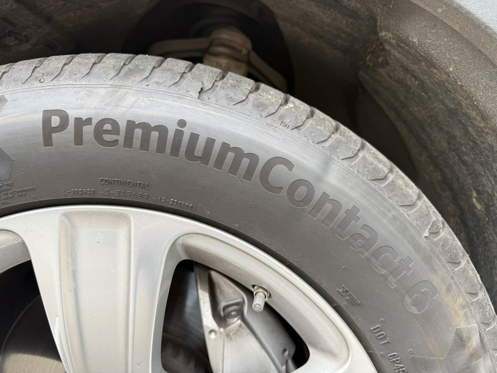 Test celoročních pneu: Tyto 4 značky se plně vyrovnají letním i zimním. Kdo umí počítat, má jasno a nic neřeší