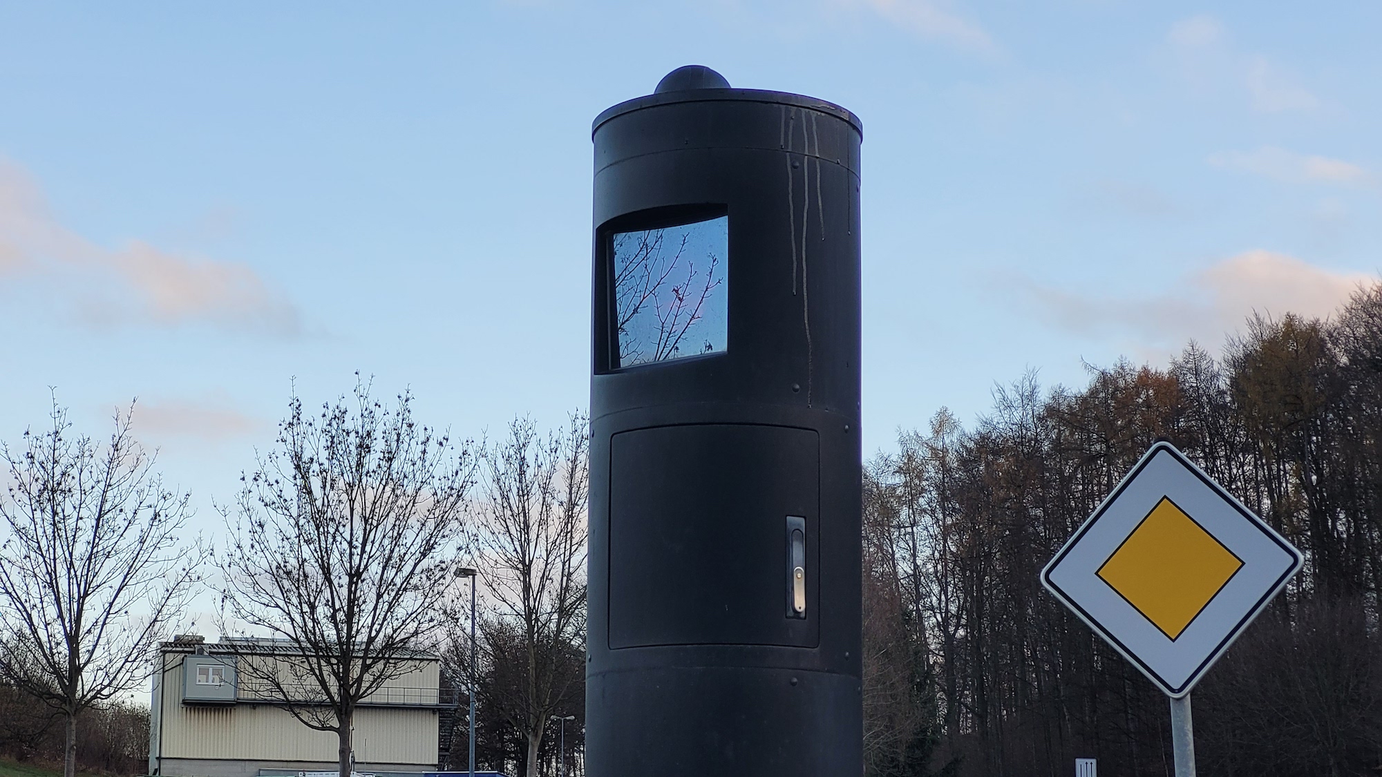 Dávejte si pozor u vjezdů do měst, hlídají tam kamery. Češi dostanou pokutu i zpětně