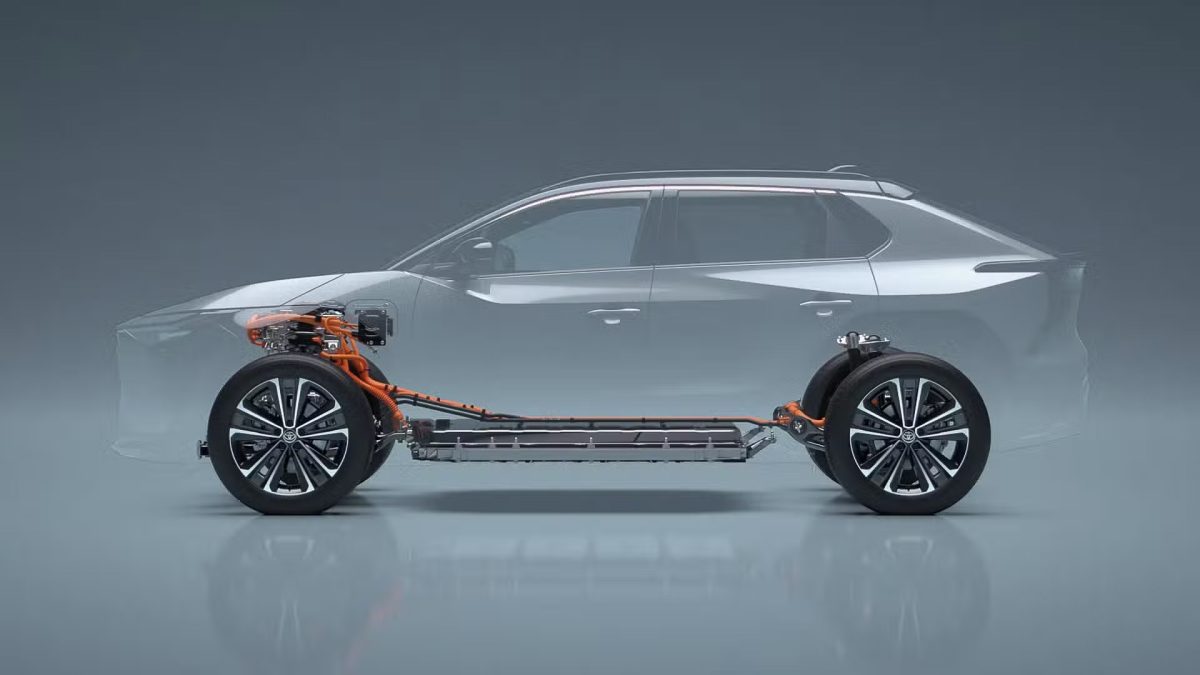 Toyota ohromila svět: chystá baterii, která si po 40 letech udrží 90 % kapacity. Víme, co to udělá s cenami elektromobilů