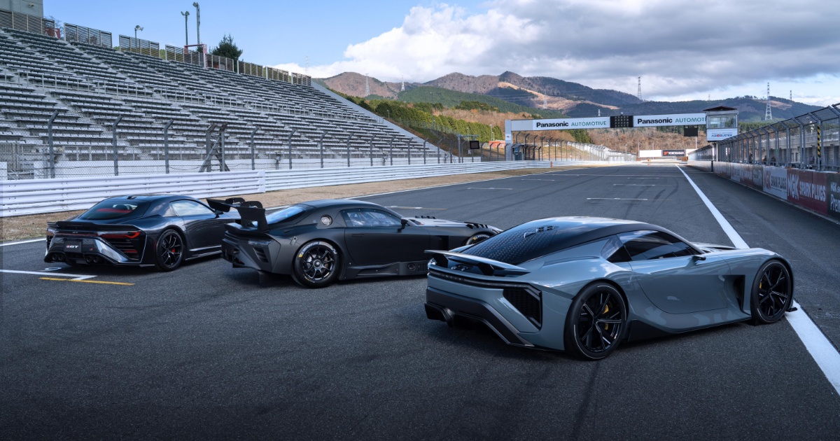 Toyota jde po Mercedes-Benz a BMW. Nové auto přepisuje dějiny, má super účinný motor a mokrou spojku