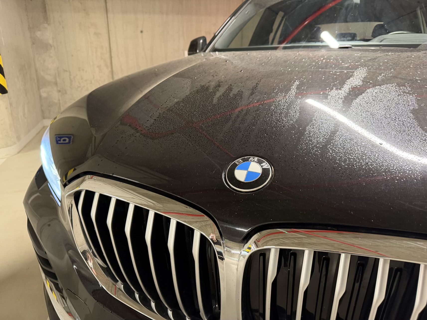 Rekordman v jízdě bez dokladů: 48letý majitel BMW jezdil 20 let bez řidičského průkazu