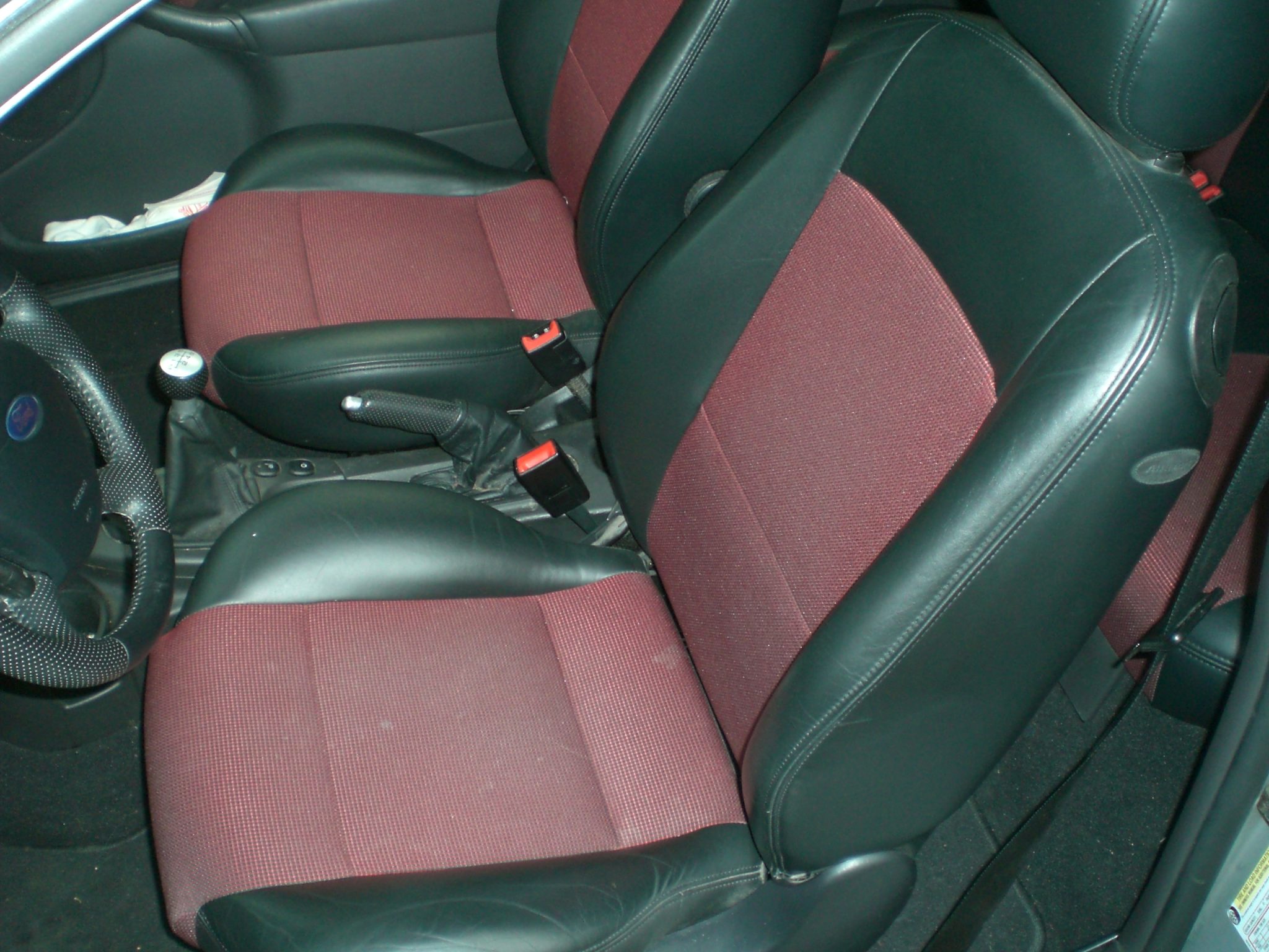 Lela Vémola na to doplácí nejvíc: Kvůli kauze Karlose přichází o práci i o domluvené kšefty 2 Kvíz: Sedíte za volantem správně? Většina lidí má špatně nastavené jedno místo, které ovlivní celou jízdu