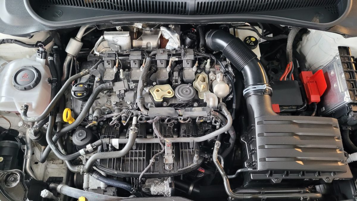 Měly být symbolem pokroku, místo toho děsí bazary. Čtyři malé motory, kterým je lepší se vyhnout