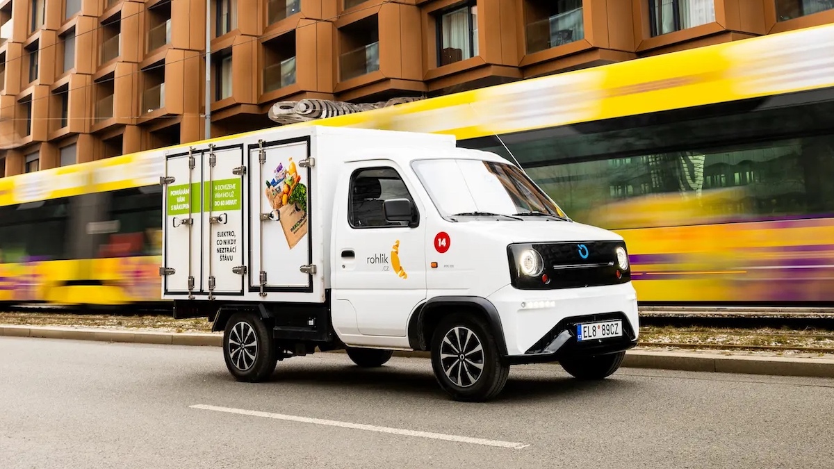 Rohlík zavádí zcela unikátní dodávky od české automobilky. Číňané je teprve zkouší, u nás míří do ostrého provozu