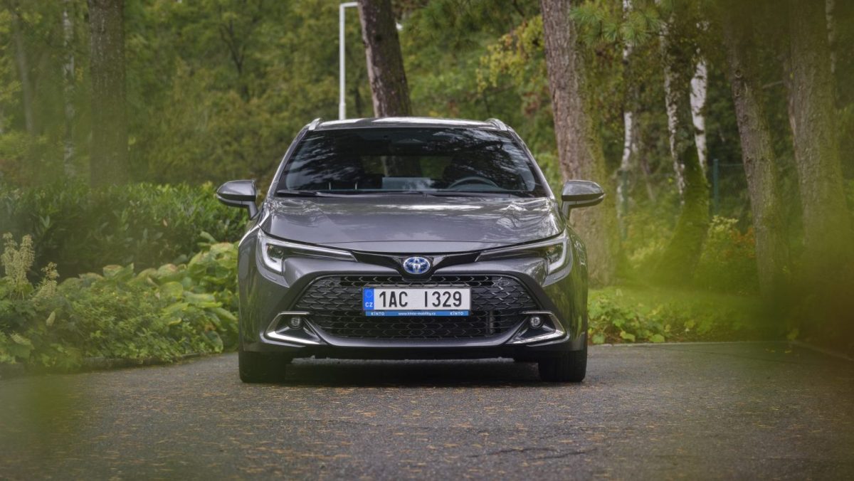 Nejlepší kombi dneška? Novou Toyotu kupují Češi i naslepo. Modelový rok 2026 přináší změny
