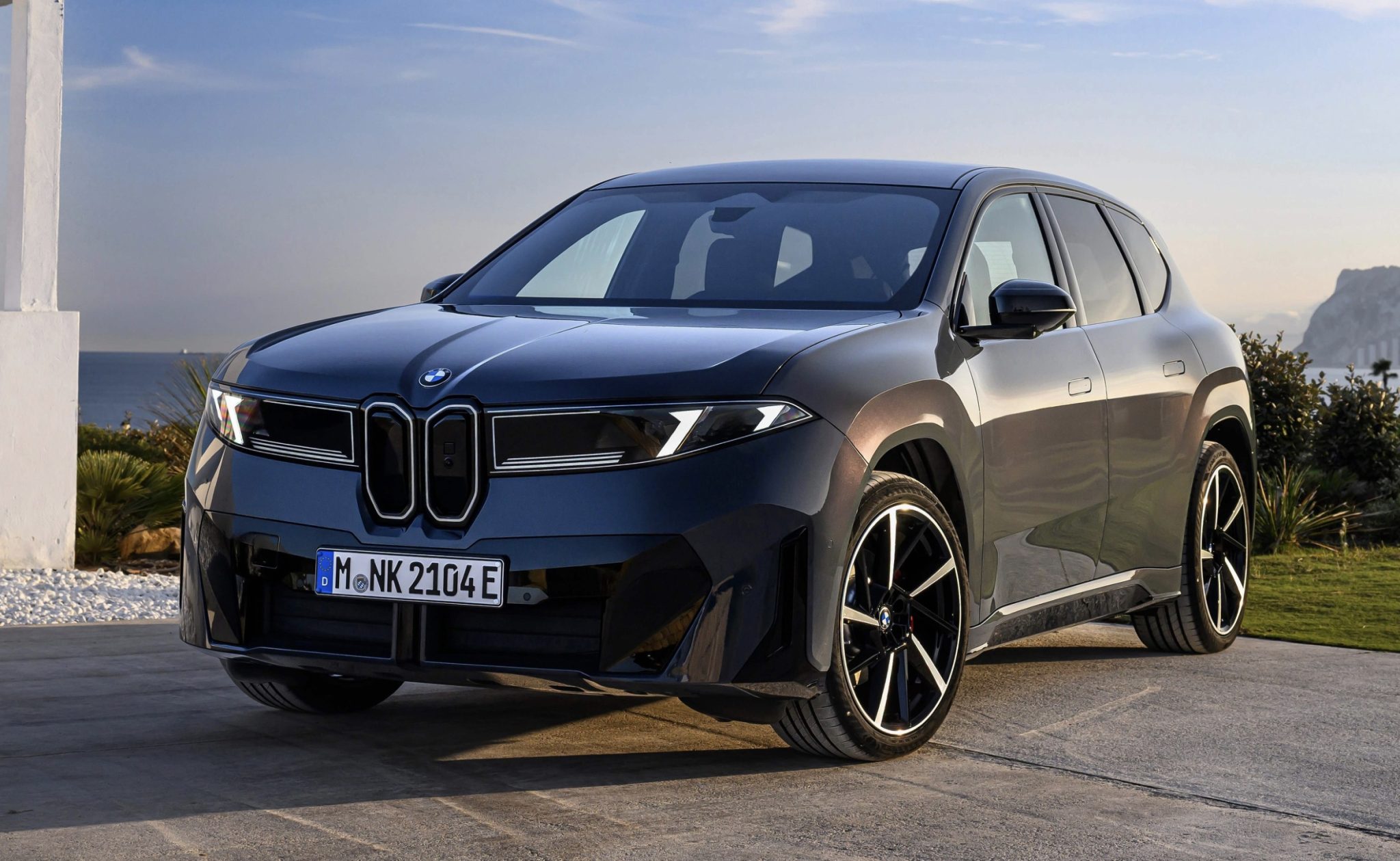 První SUV „Nové třídy“ odhaleno. Zjistili jsme, proč o BMW iX3 mluví celý svět jako o senzaci století