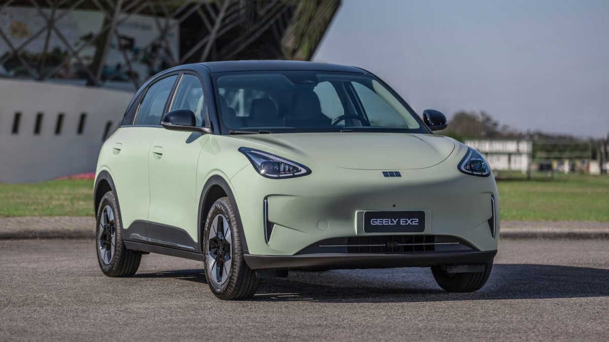 Hledáte levné a prostorné auto? Nový hatchback za necelých 200 tisíc Kč ukazuje, jak nás domácí značky dojí