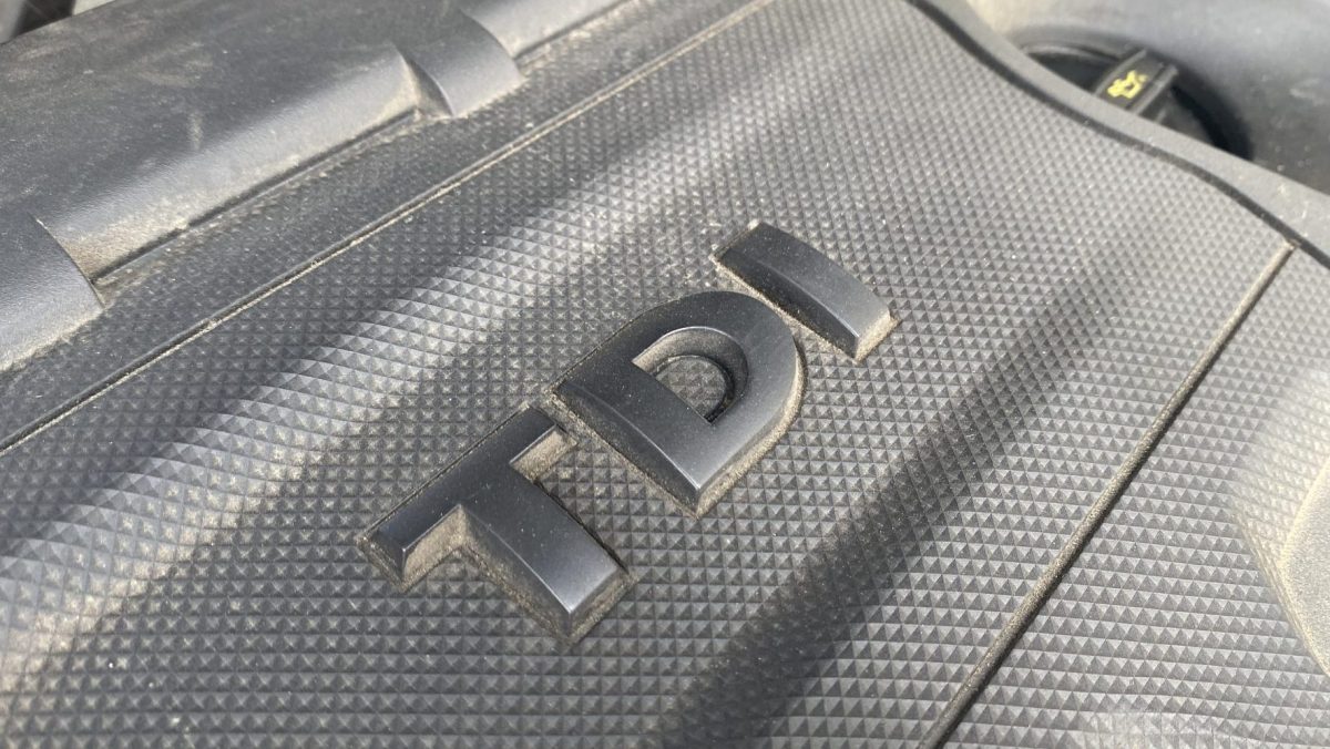 Budou platit víc než za diesel? Pojišťovny i stát odhalily plány, jak z majitelů elektromobilů vytáhnout miliardy