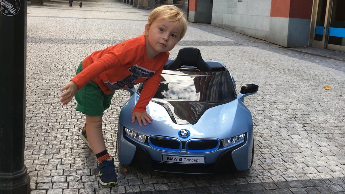 Český motokárový talent má jméno Brunno. Je mu 13 let a chce se dostat do VIP světa F1