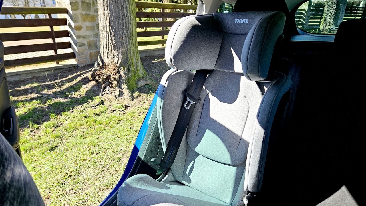 Test autosedačky Thule Palm: Bezpečí založené na celkovém komfortu dítěte včetně kvalitní podpory nohou