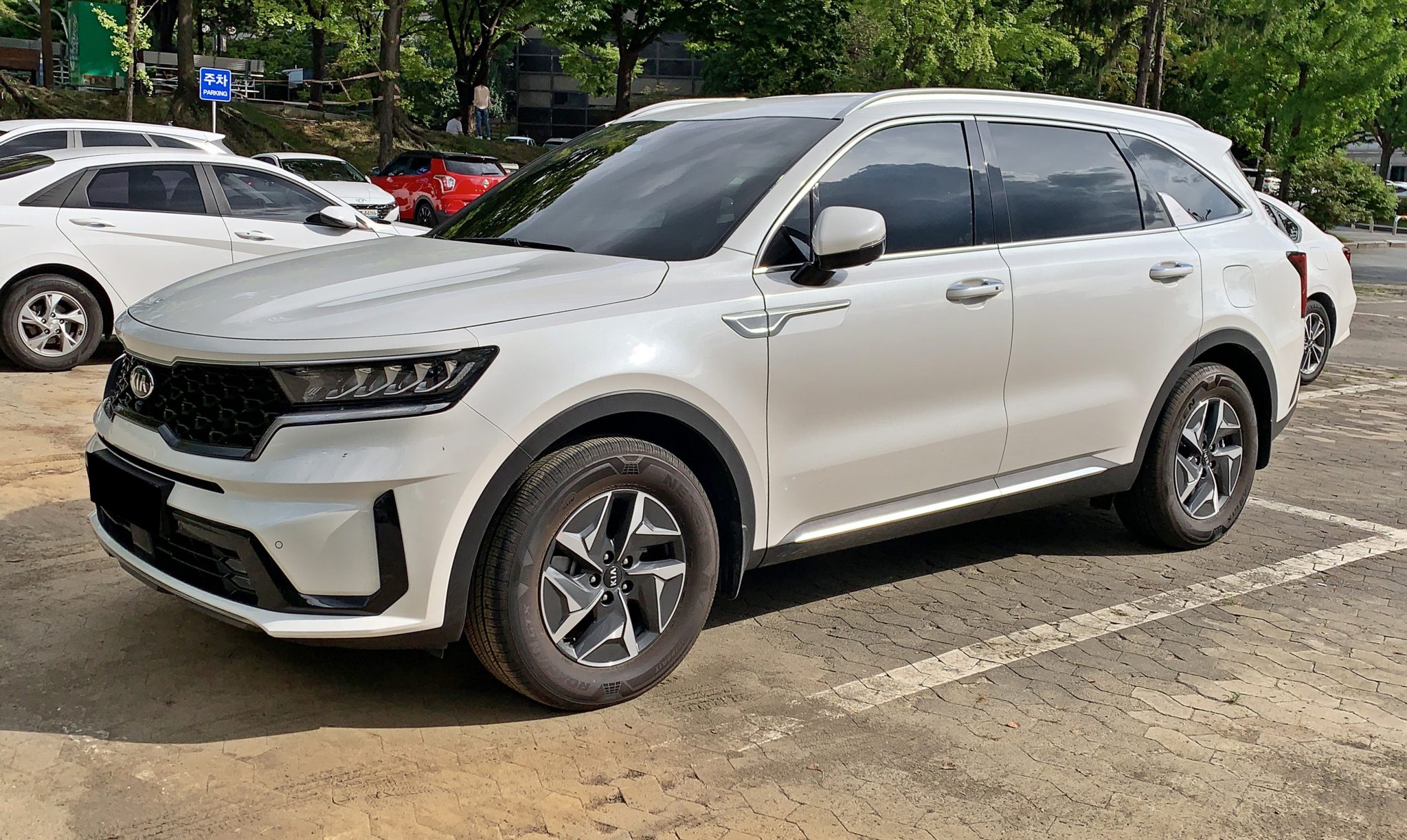 Automobilky podle jejich modelů na první dobrou. Správně je přiřadit zvládne jen ten, co má auta skutečně pod kůží