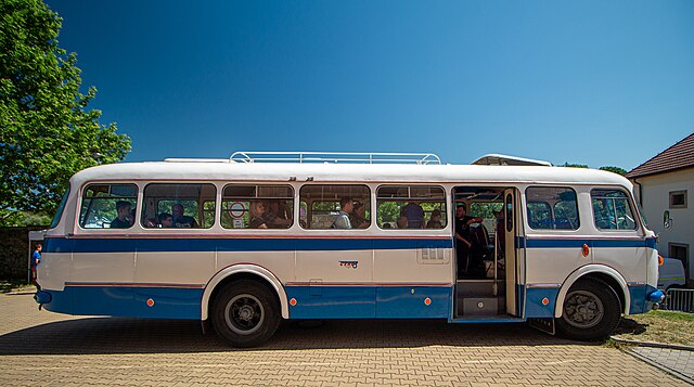 Kolik autobusů z dob socialismu ještě poznáte na první dobrou? Tady se ukáže, kdo má paměť a kdo jen pocit