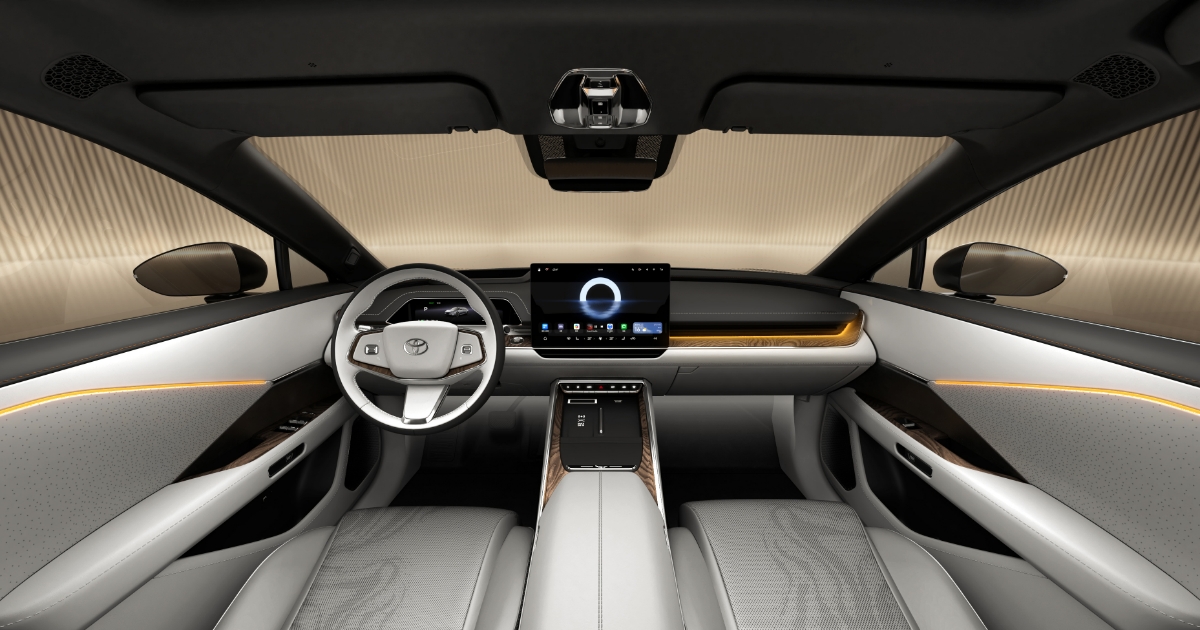 Konec dominance Tesly přichází z východu. Nová elektrická Toyota za půl milionu korun se vyprodala za tři hodiny